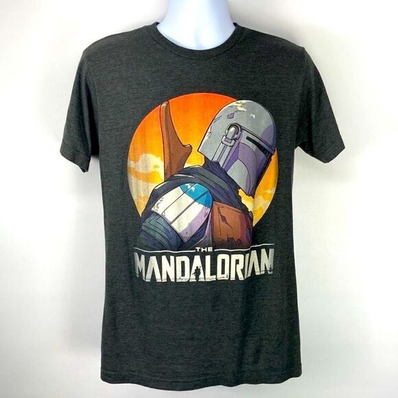 Star Wars The Mandalorian Officially Licensed T Shirt Mens size Medium - Picture 1 of 7